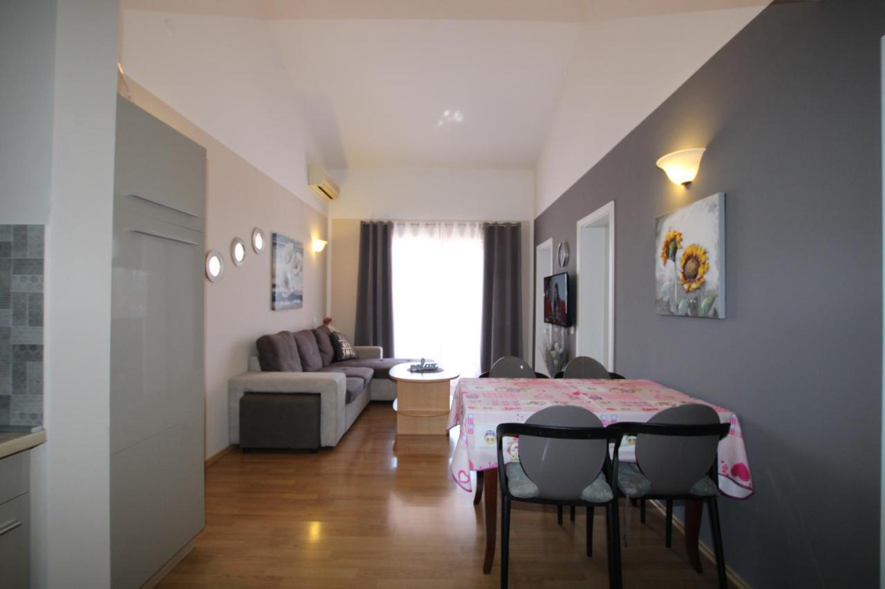 Apartments Markus Пореч Екстер'єр фото