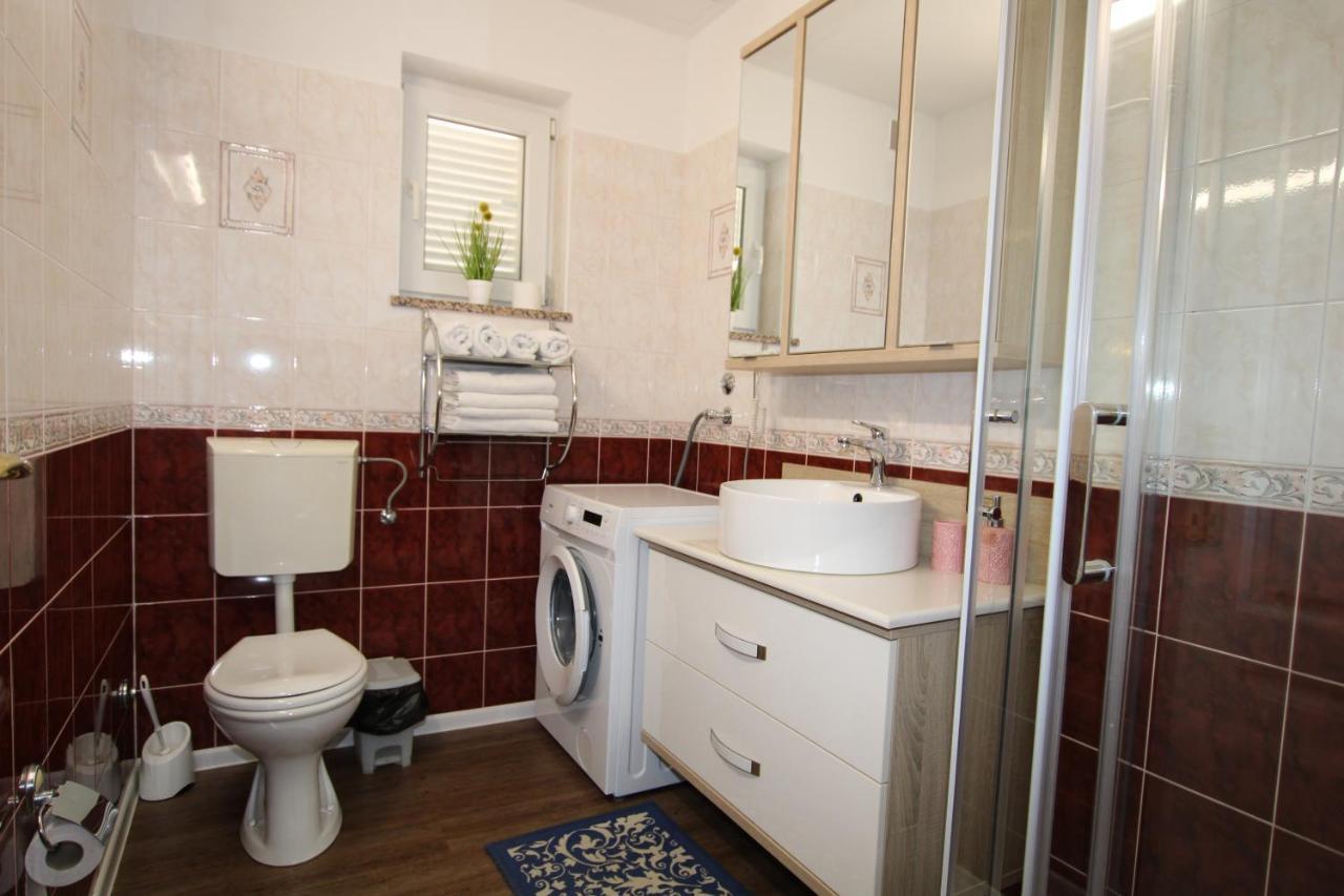 Apartments Markus Пореч Екстер'єр фото