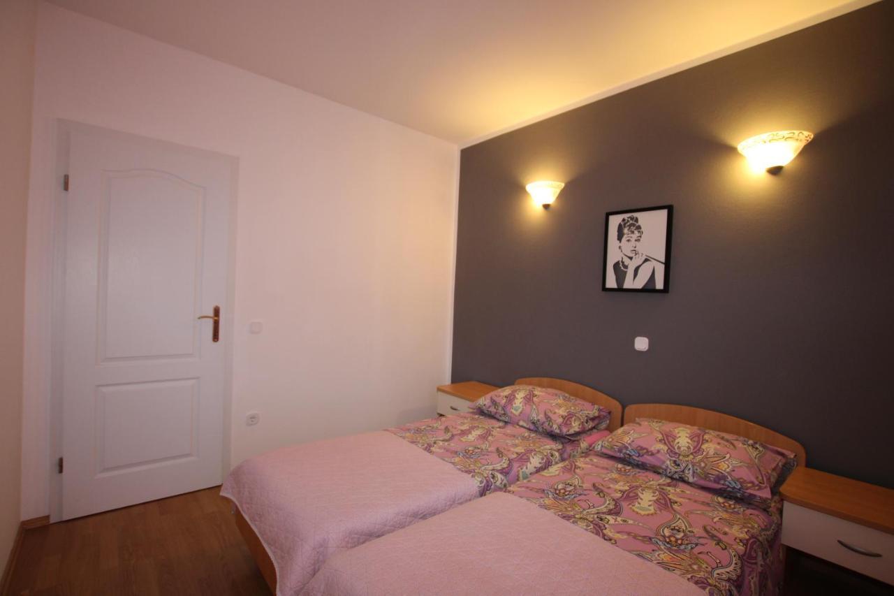 Apartments Markus Пореч Екстер'єр фото