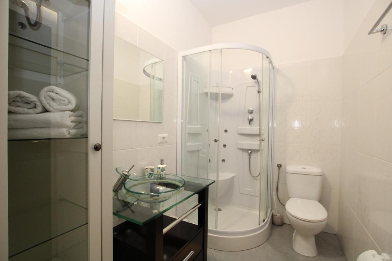 Apartments Markus Пореч Екстер'єр фото